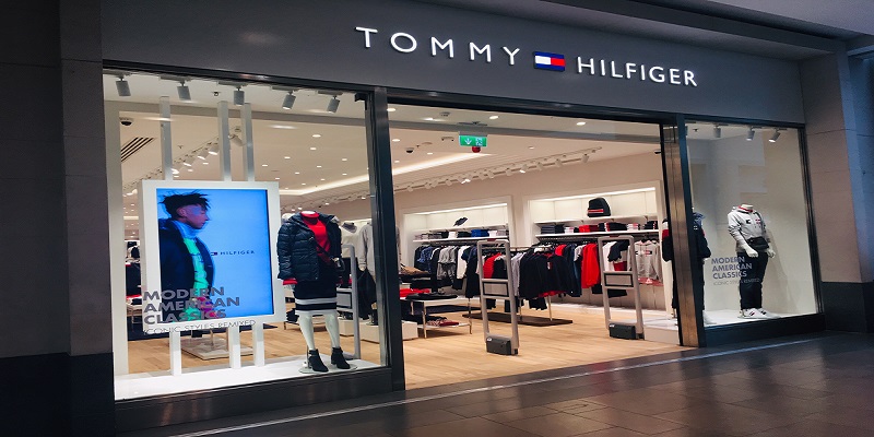 tommy hilfiger in eaton centre